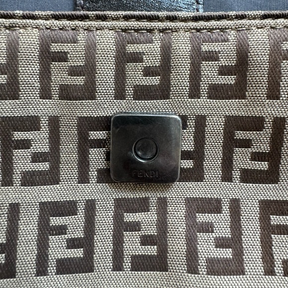 Fendi Zucchino Baguette Bag - Picture 10 of 13
